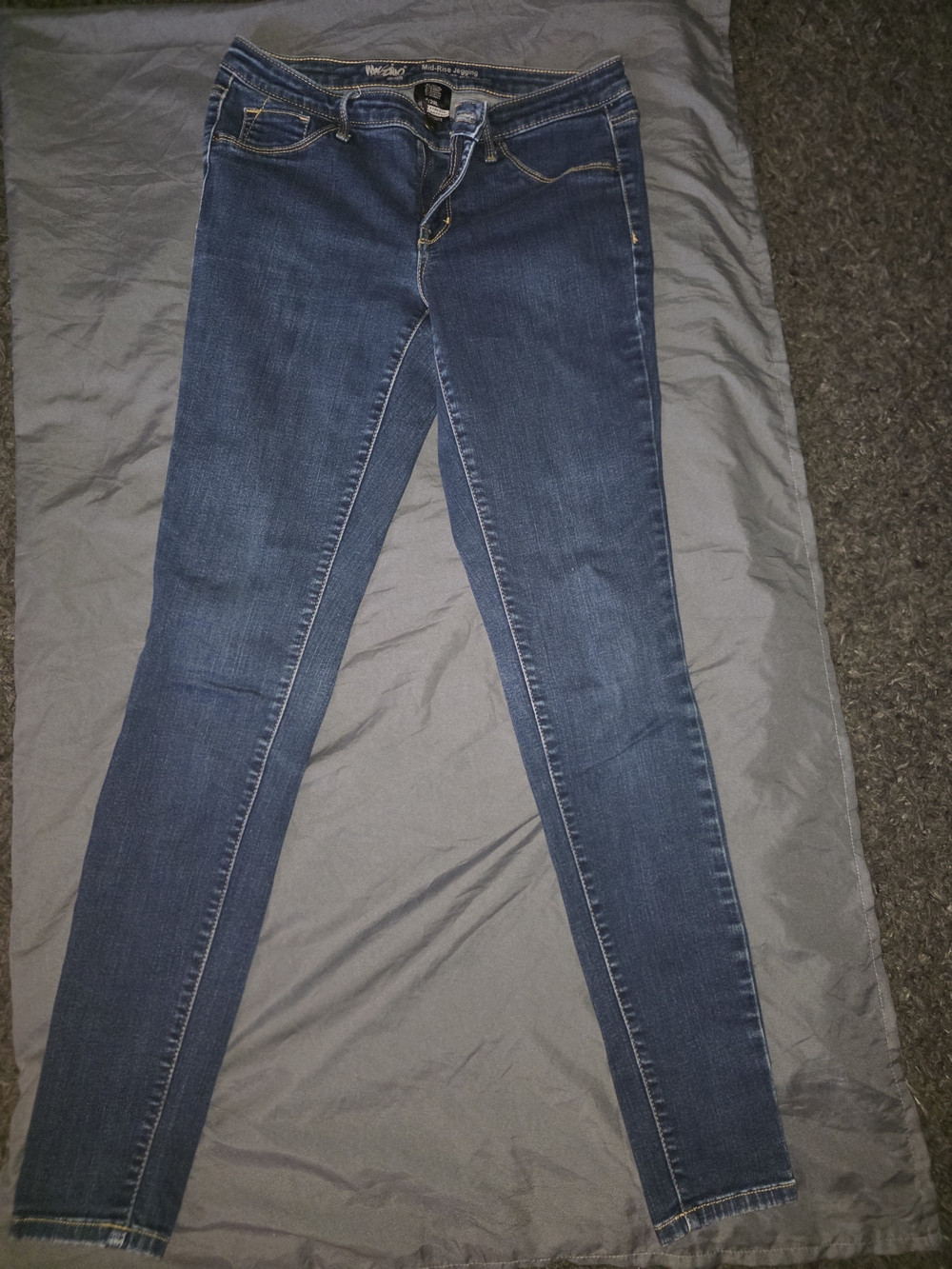 Mossimo Supply Co. Dark Blue Skinny Jeans - Women